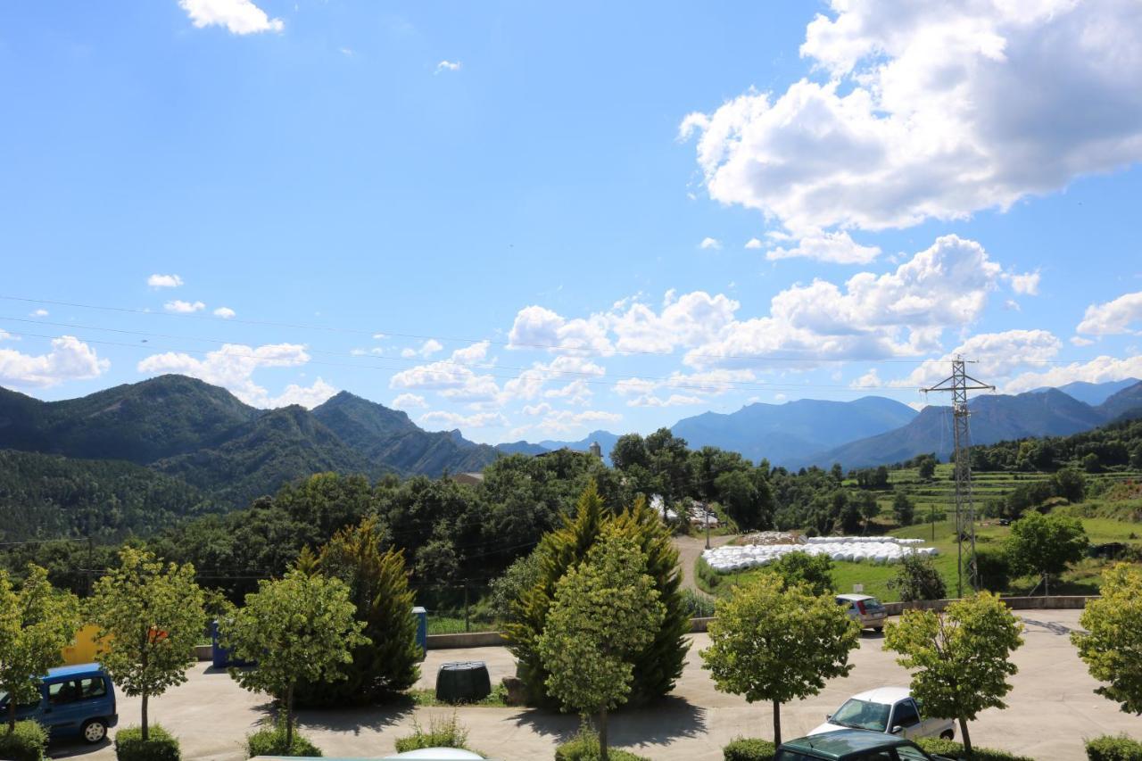 Cal Tut Villa Borreda ภายนอก รูปภาพ
